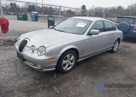 2001 Jaguar S-Type 3.0L V6 z USA, uszkodzony, nr VIN SAJDA01N91FM13687